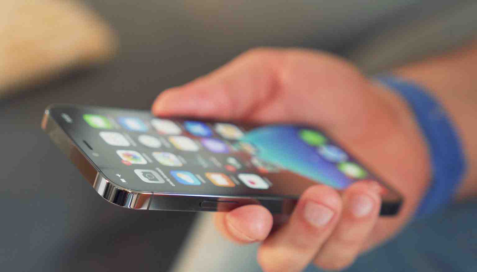 Quelles sont les couleurs de l&rsquo;iPhone 12 ?